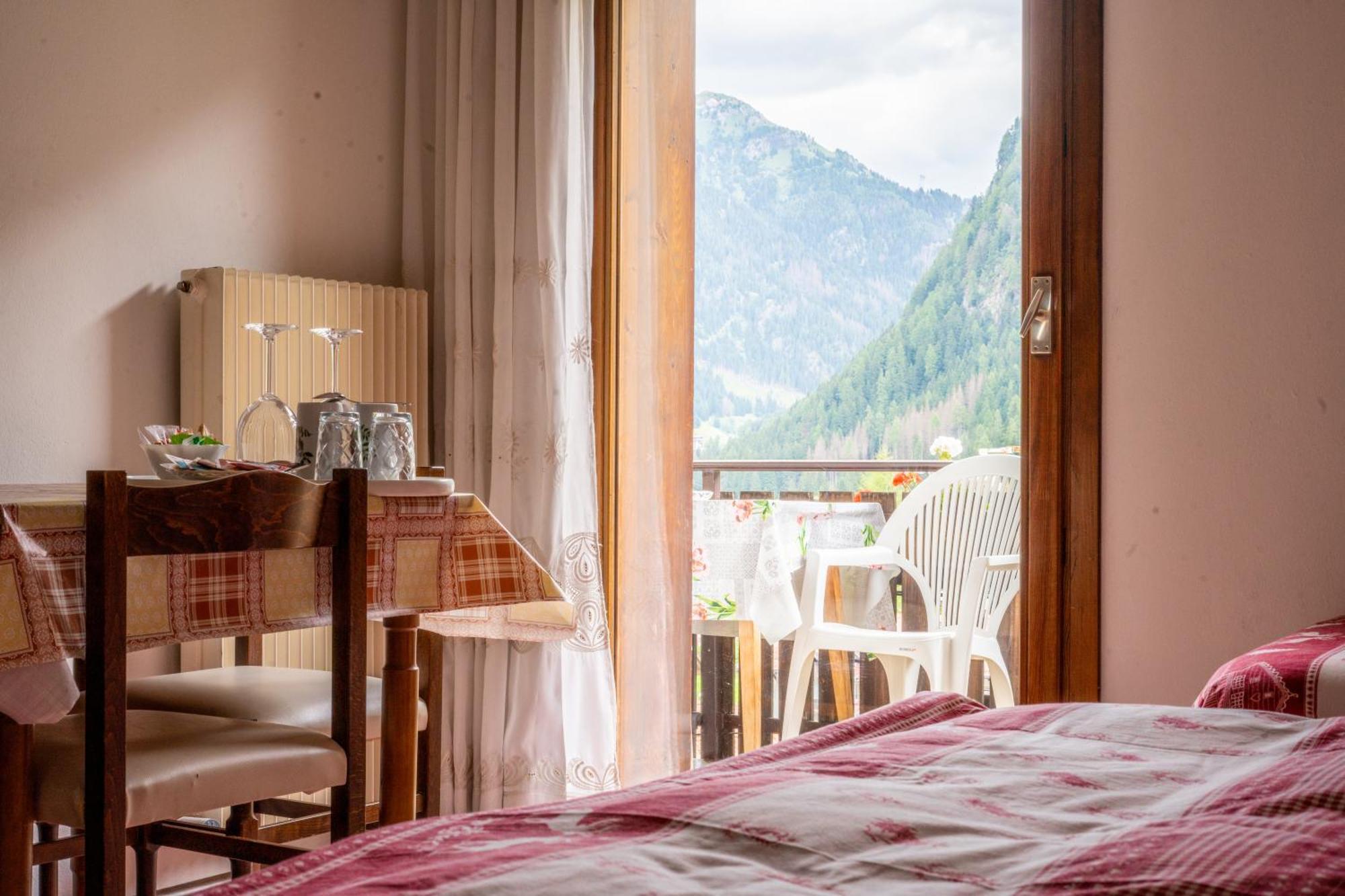 Cesa Cherpei - Dog Friendly Campitello di Fassa Exterior foto